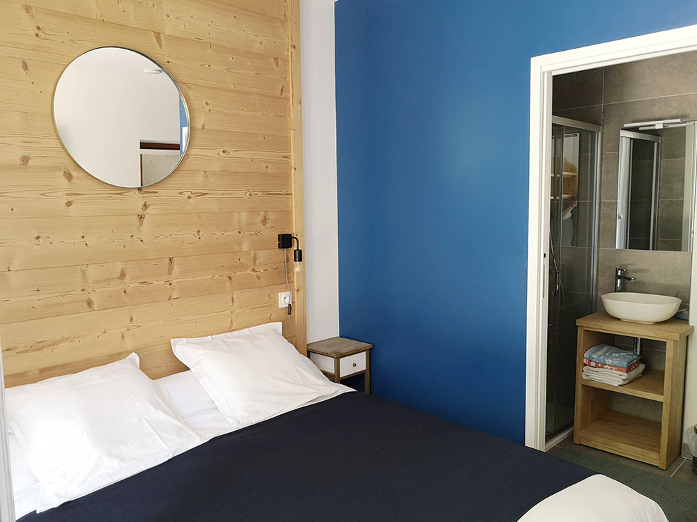 Chambre Iris 2 – Relais d’Avajan Chambre Iris 2 - Relais d'Avajan