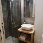 Salle de bain, chambre Iris 2 - Relais d'Avajan
