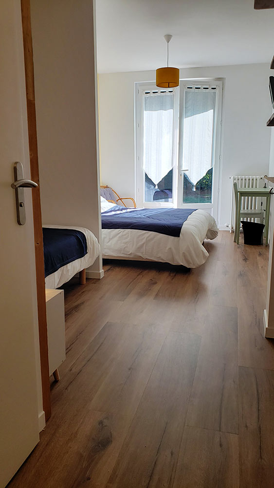 Chambre Le Lis – Relais d’Avajan Chambre Le Lis - Relais d'Avajan