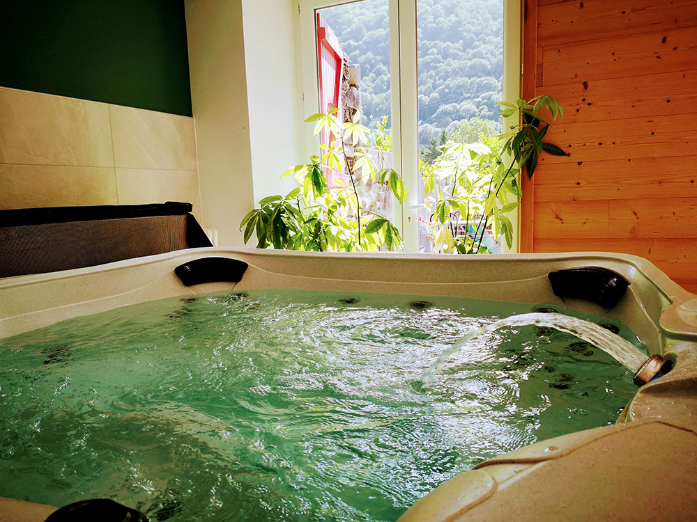 Jacuzzi
